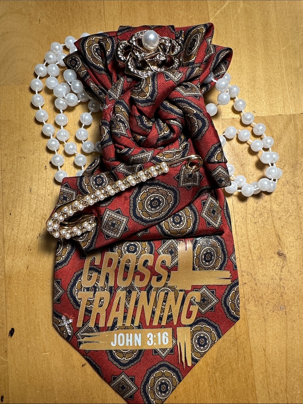 Cross Training John 3:16 Red Patterned Silk Tie with Gold Print